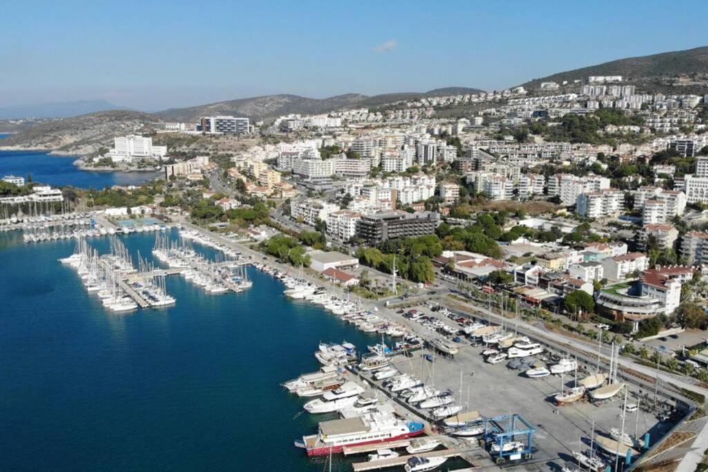 2+1 Apartm With Garden + Balcony , At Ladies Beach Kusadası Extérieur photo