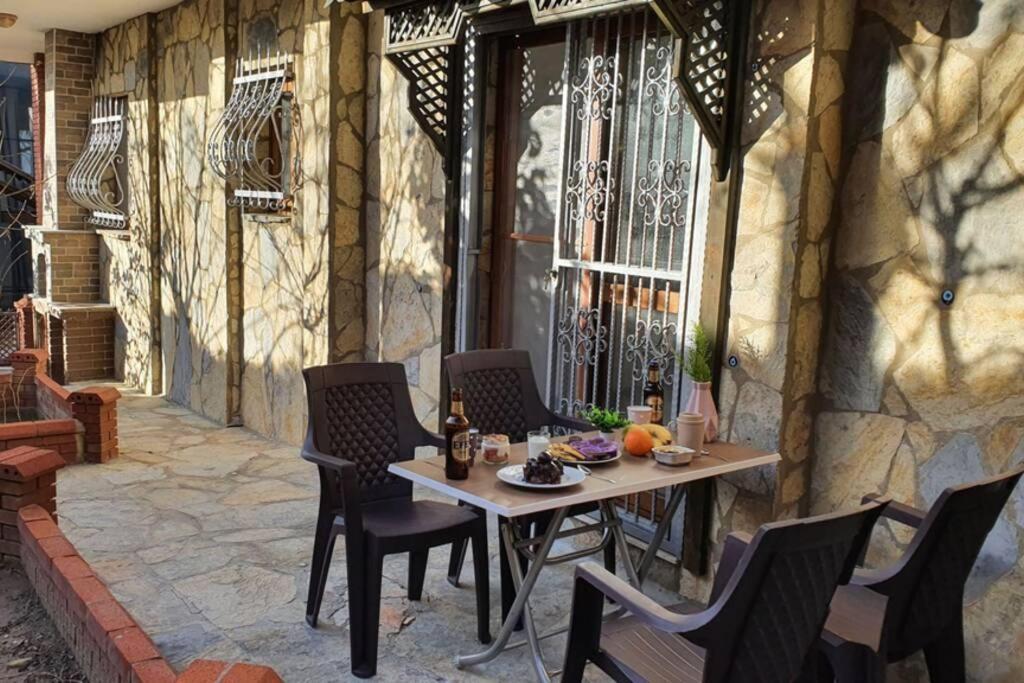 2+1 Apartm With Garden + Balcony , At Ladies Beach Kusadası Extérieur photo