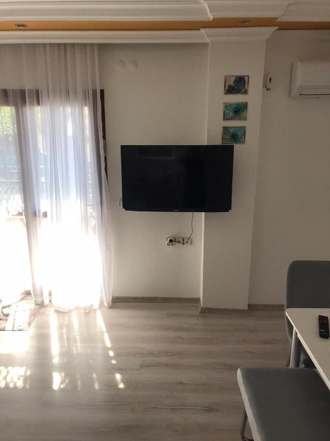 2+1 Apartm With Garden + Balcony , At Ladies Beach Kusadası Extérieur photo