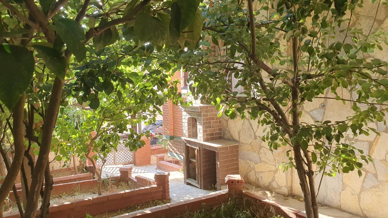 2+1 Apartm With Garden + Balcony , At Ladies Beach Kusadası Extérieur photo